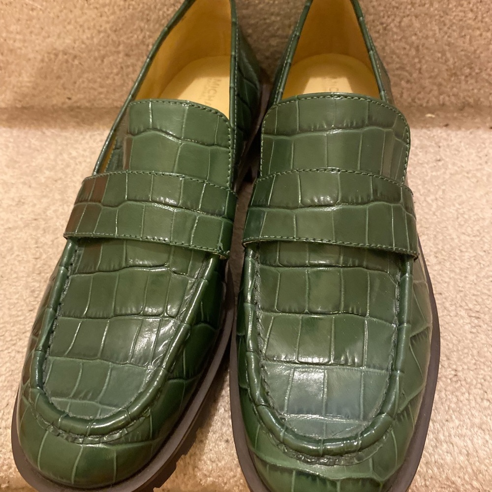 MK Loafers - Picture 5 of 8